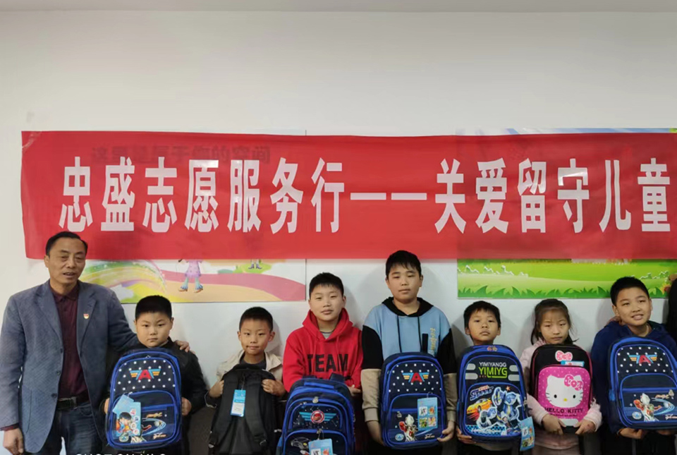 60e1d1e2-e9d5-46a8-beb6-f36a7424b29c.jpg